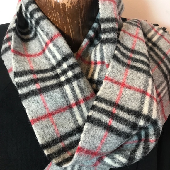 BURBERRY Authentic Check Plaid Scarf Lambswool NEW - Picture 4 of 8